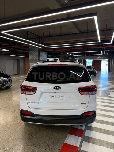 Kia Sorento-5