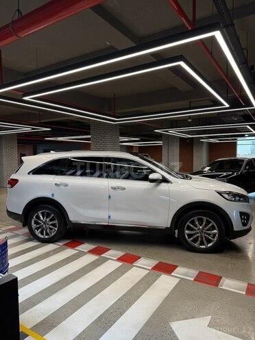 Kia Sorento-8