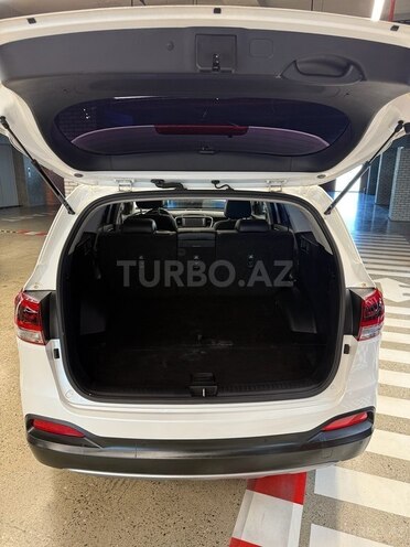 Kia Sorento-17
