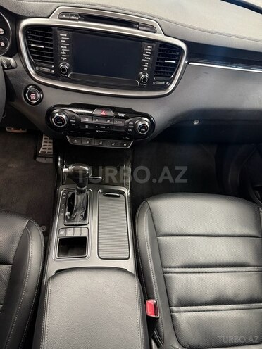 Kia Sorento-15