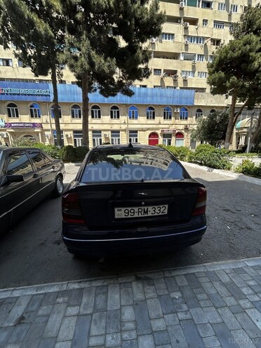 Opel Astra-2