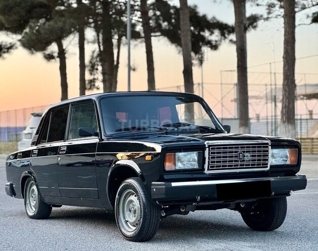 LADA (VAZ) 2107-4