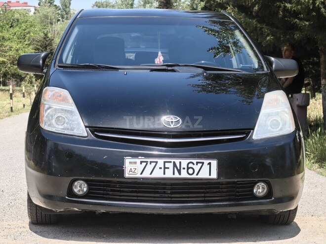 Toyota Prius-1