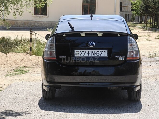 Toyota Prius-3