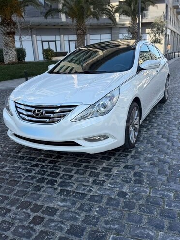 Hyundai Sonata-2