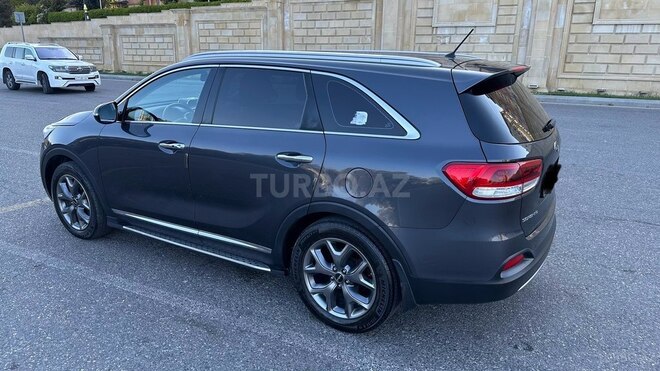 Kia Sorento-7