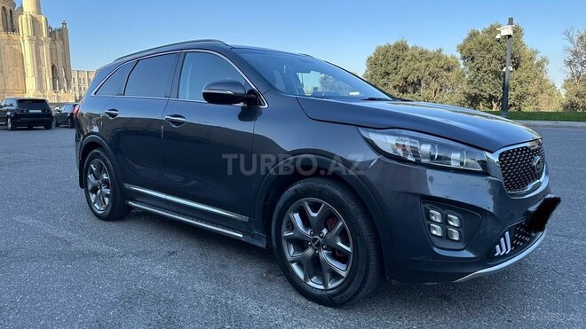 Kia Sorento-4