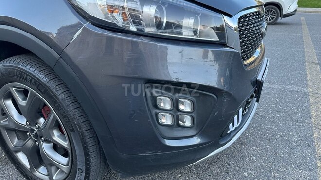 Kia Sorento-14