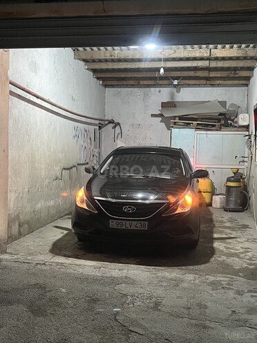 Hyundai Sonata-6