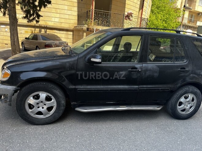 Mercedes ML 320-2