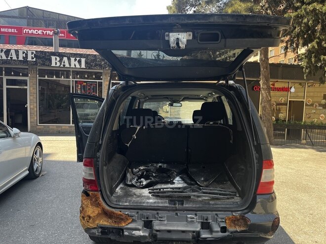 Mercedes ML 320-12