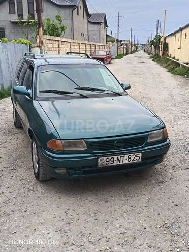 Opel Astra-1