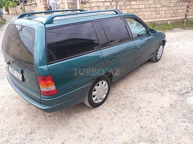 Opel Astra-2