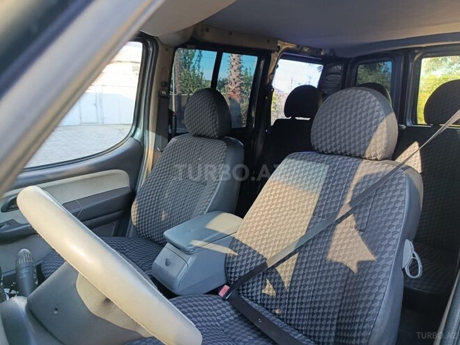Fiat Doblo-5