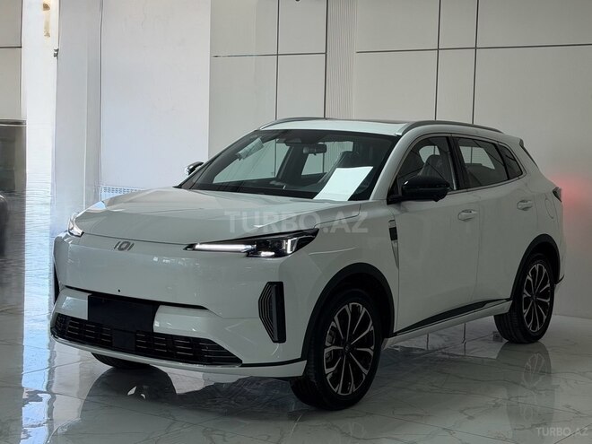 Changan Qiyuan Q05-6