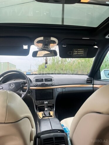 Mercedes E 280-3