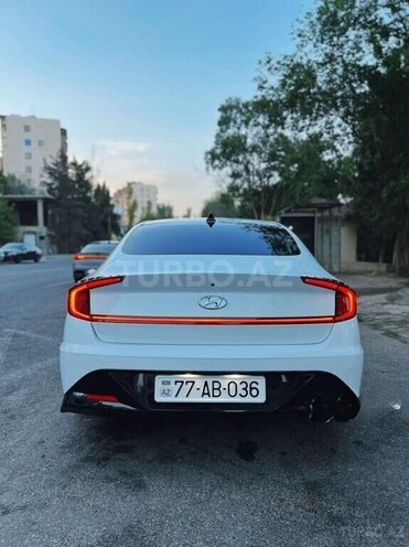 Hyundai Sonata-3