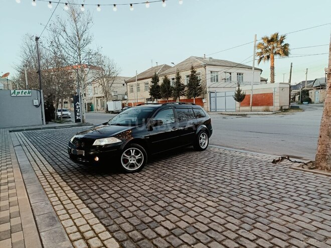 Renault Megane-16