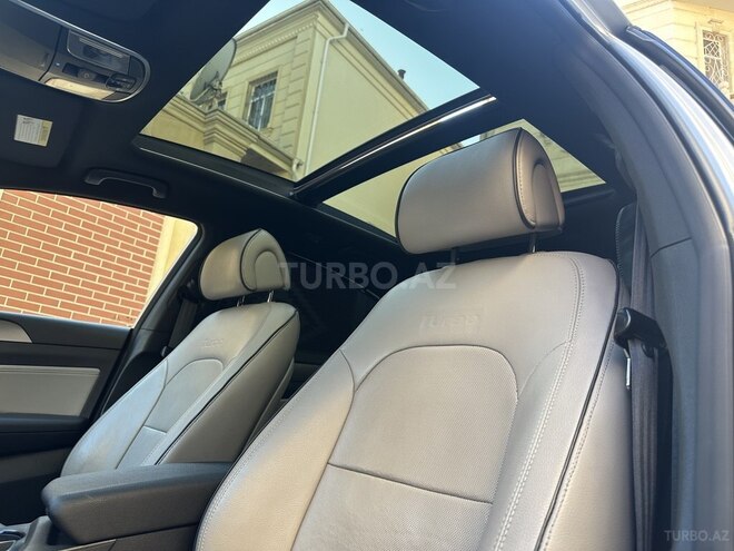 Hyundai Sonata-17