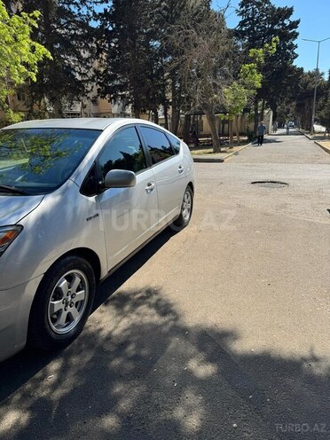 Toyota Prius-6