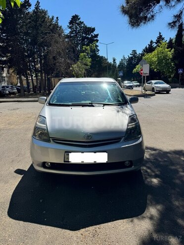 Toyota Prius-1