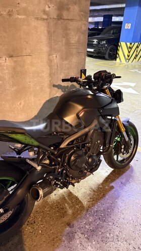 Yamaha MT-09-4
