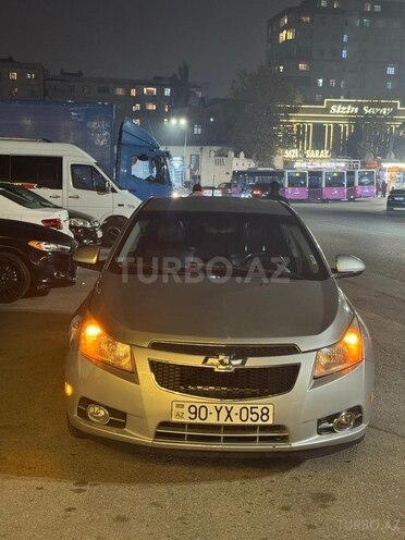 Chevrolet Cruze-1
