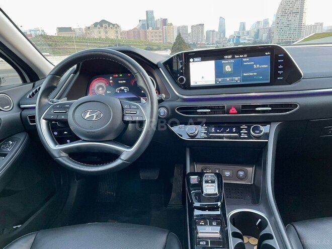 Hyundai Sonata-11