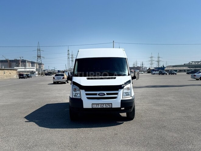 Ford Transit-1