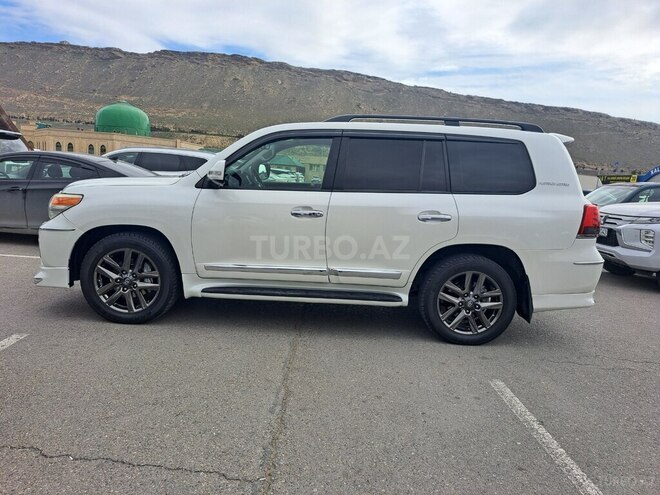 Toyota Land Cruiser-3