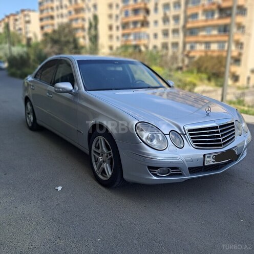 Mercedes E 200-2