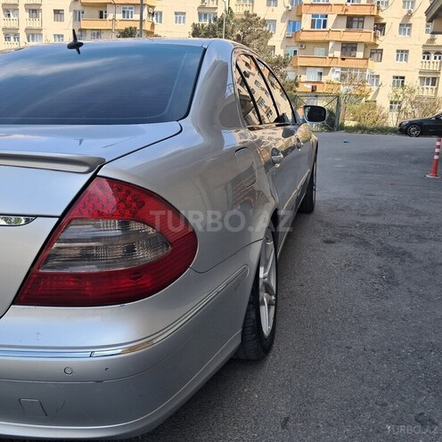Mercedes E 200-9