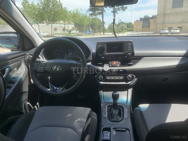 Hyundai i30-7