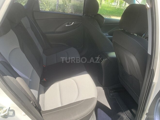 Hyundai i30-11