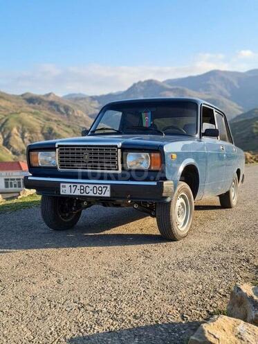 LADA (VAZ) 2107-2