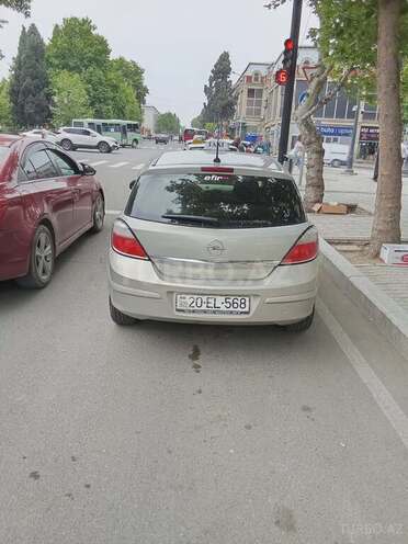 Opel Astra-2