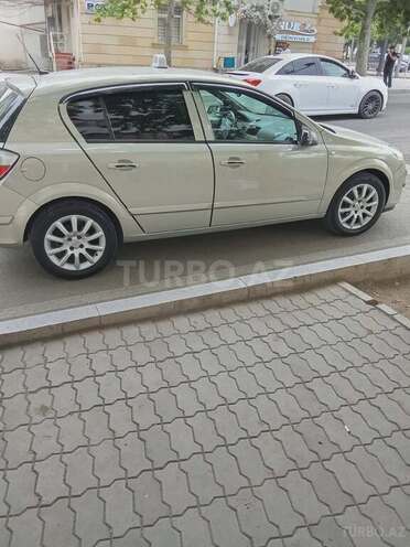 Opel Astra-7