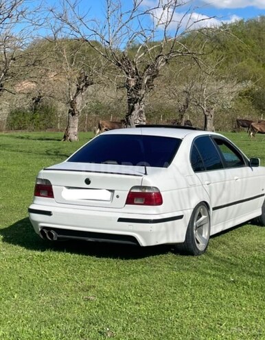 BMW 523-5