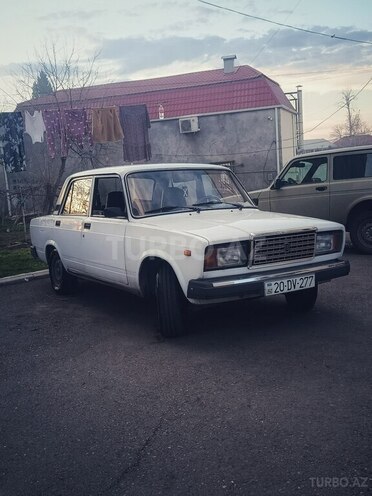 LADA (VAZ) 2107-2