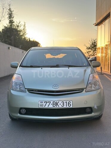 Toyota Prius-1