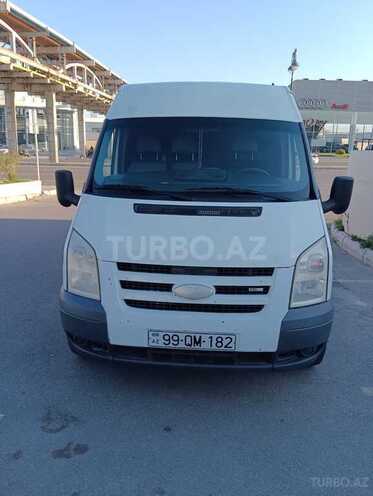 Ford Transit-1