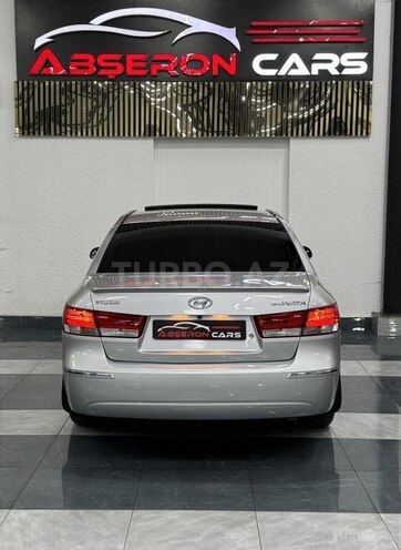 Hyundai Sonata-9