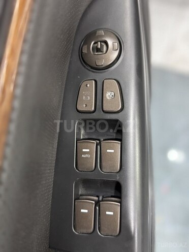 Hyundai Sonata-23