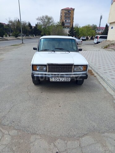LADA (VAZ) 2107-1