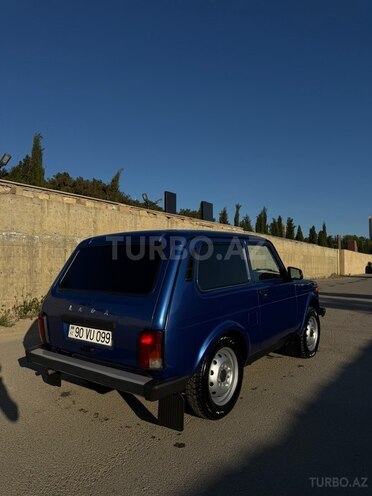 LADA (VAZ) Niva-9