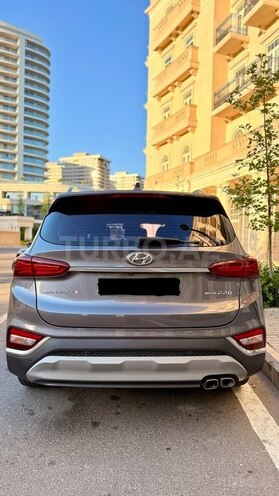 Hyundai Santa Fe-2
