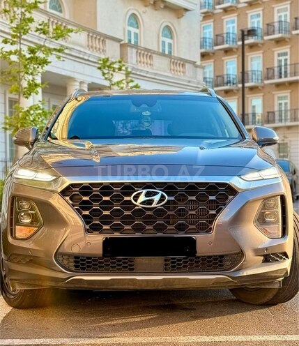 Hyundai Santa Fe-1