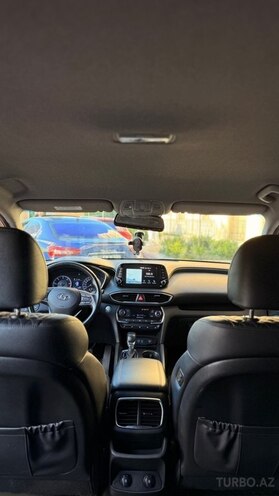 Hyundai Santa Fe-10