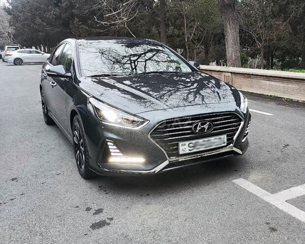 Hyundai Sonata-7
