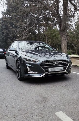 Hyundai Sonata-13